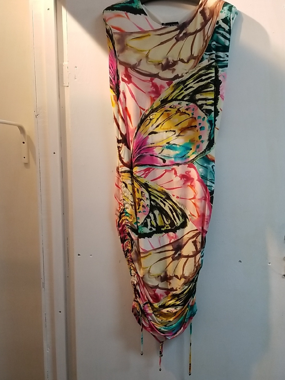 Frank Lyman Design Cream Multicolor Abstract Print Top